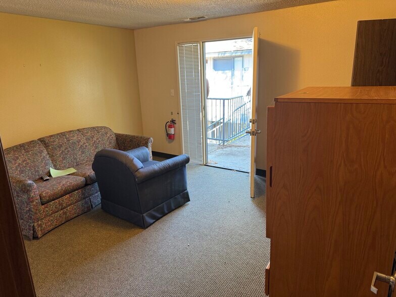 More Photos Of 799 Spring St, Medford Apartments For Sale