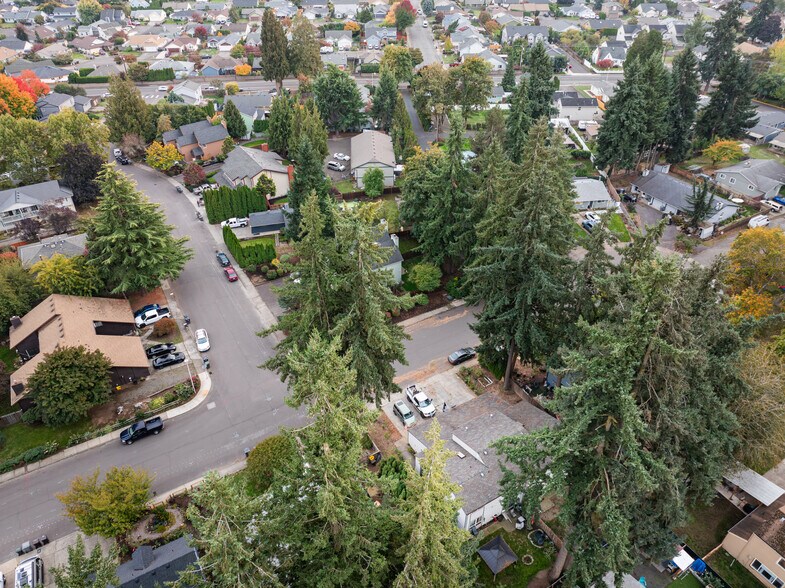 More Photos Of 550 SE 5th Ave, Canby Apartments For Sale