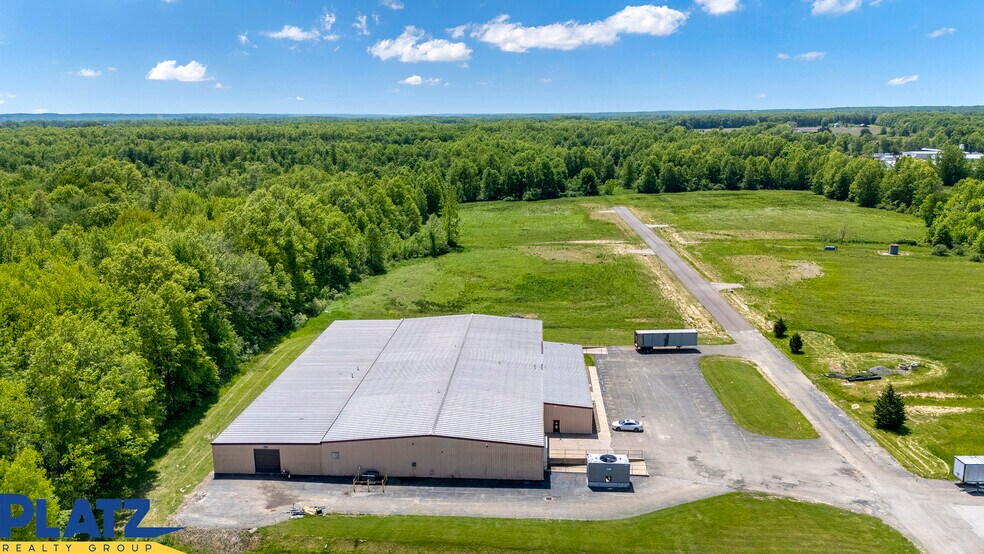 More Photos Of 11655 Mahoning Ave, North Jackson Warehouse For Lease