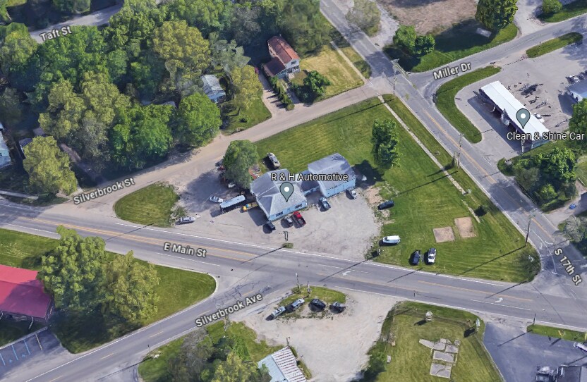 Primary Photo Of 1641 E Main St, Niles Manufacturing For Sale