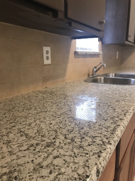 More Photos Of 2718 Violet St, Pasadena Apartments For Sale