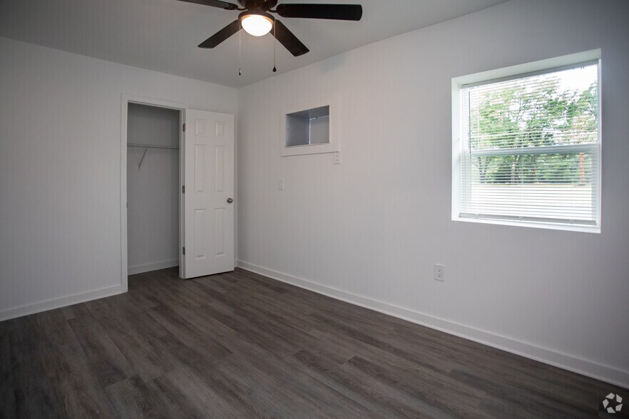 More Photos Of 545740 US Highway 1, Callahan Apartments For Sale