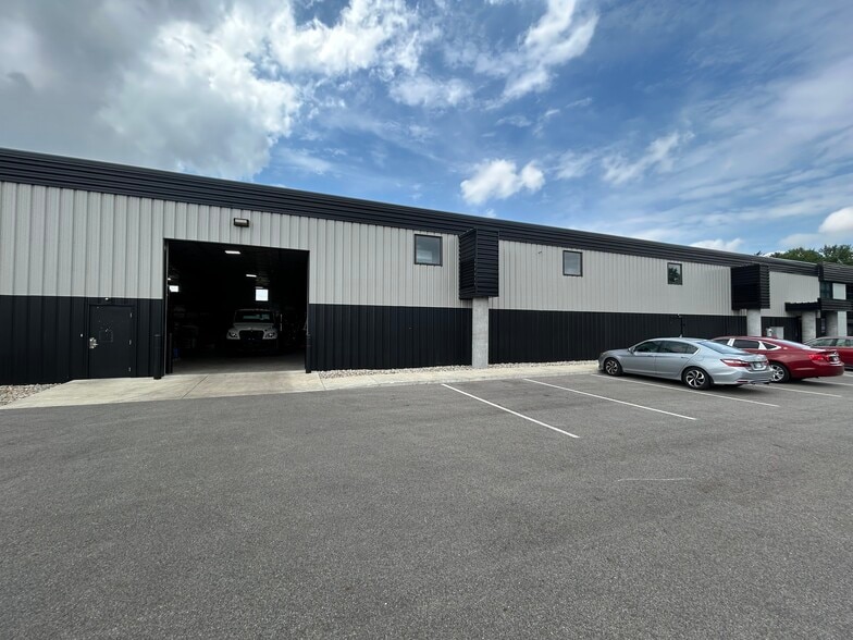 More Photos Of 1827 County Road 6 E, Elkhart Warehouse For Lease
