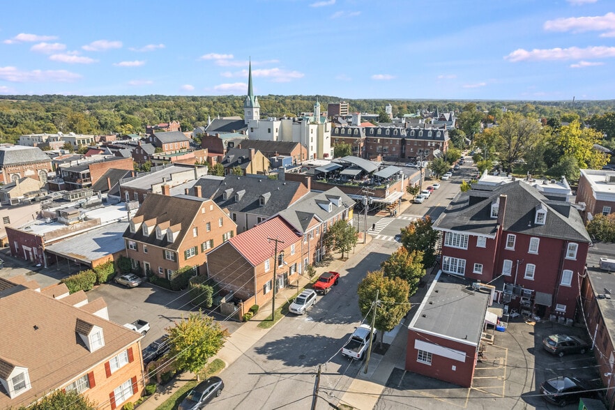 More Photos Of 1011 Charles St, Fredericksburg Loft Creative Space For Lease