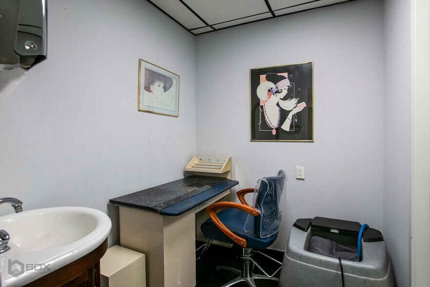 More Photos Of 3000 N University Dr, Coral Springs Office For Sale