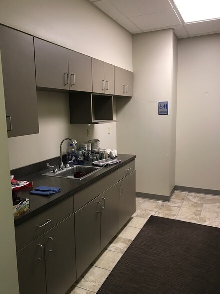 More Photos Of 1630 Maple Rd, Buffalo Medical For Lease