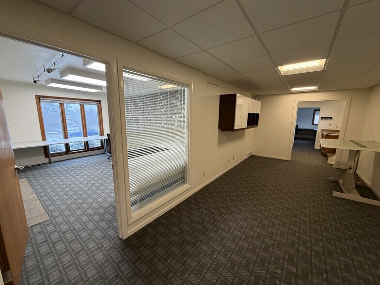 More Photos Of 672 E Royalton Rd, Broadview Heights Office For Sale