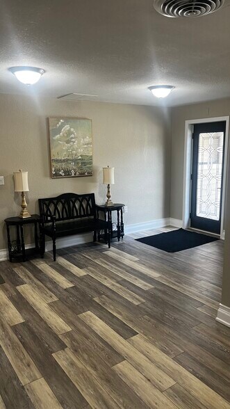 More Photos Of 508 E 6th St, Sheridan Storefront For Sale