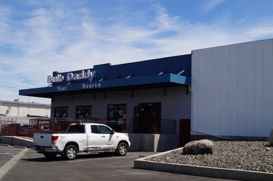 More Photos Of 1100 Terminal Way, Reno Showroom For Lease