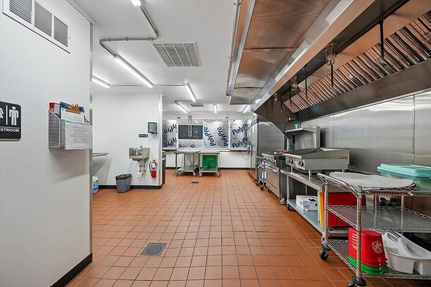 More Photos Of 624 North Ave, Pittsburgh Fast Food For Sale