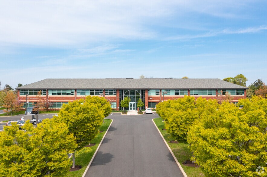 More Photos Of 820 Adams Ave, Norristown Office For Lease