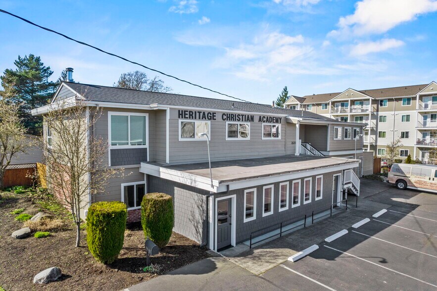 More Photos Of 3201 S 43rd St, Tacoma Specialty For Sale