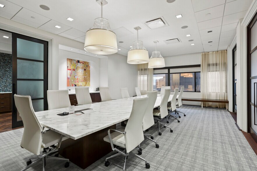 More Photos Of 188 E Capitol St, Jackson Office For Lease