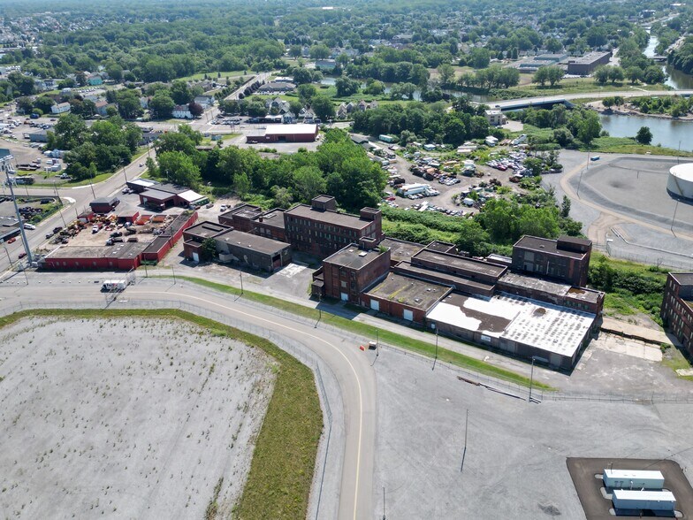 More Photos Of 703 Elk St, Buffalo Warehouse For Sale