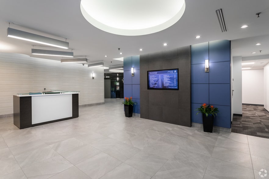 More Photos Of 8201 Corporate Dr, Landover Office For Lease