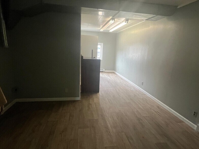 More Photos Of 407 N Main St, Valentine Loft Creative Space For Sale