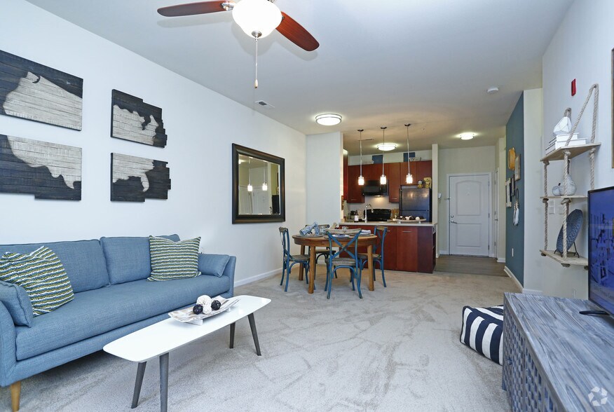 More Photos Of 900 E Six Forks Rd, Raleigh Apartments For Lease