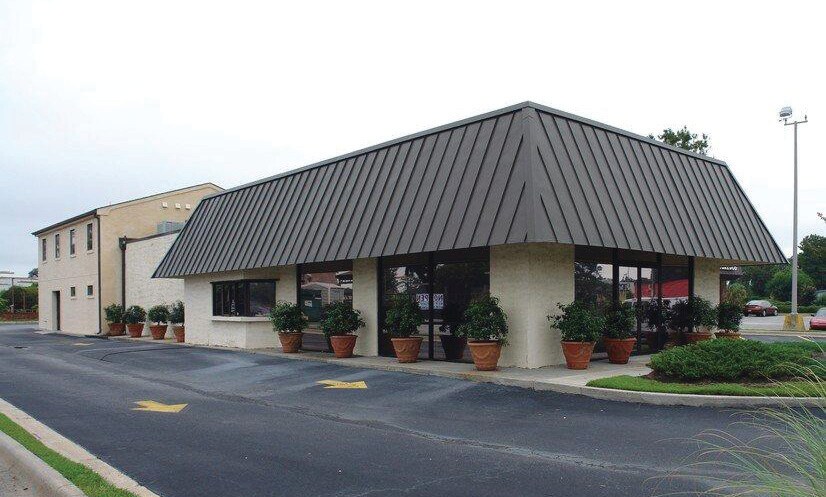 More Photos Of 312 Mall Blvd, Savannah Freestanding For Lease