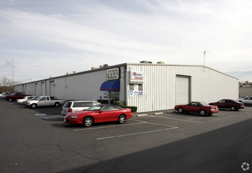 Primary Photo Of 2634 Juniper Ln, Sacramento Warehouse For Sale