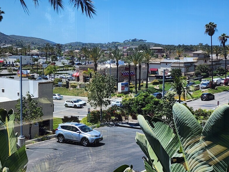 More Photos Of 838 Nordahl Rd, San Marcos Medical For Lease