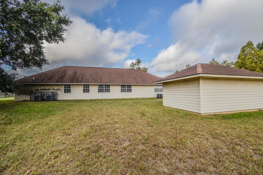 More Photos Of 511 N Northeast Loop 323, Tyler Office Residential For Lease