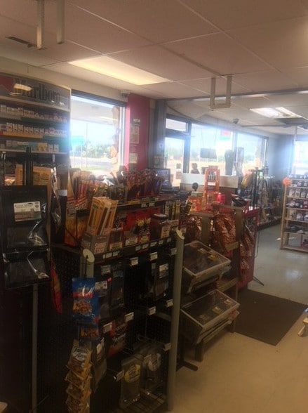 More Photos Of 4293 US Highway 310, Joliet Service Station For Sale
