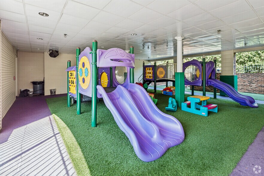 More Photos Of 3538 Moncure Ave, Falls Church Daycare Center For Sale