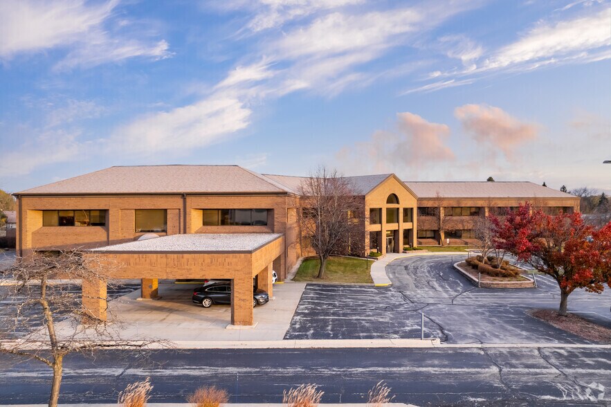 More Photos Of 8989 N Port Washington Rd, Bayside Office For Lease