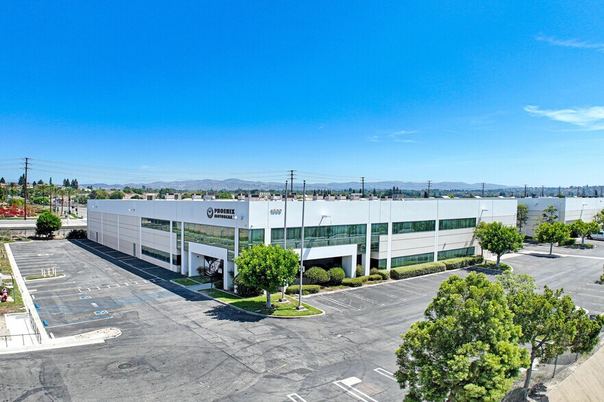 Primary Photo Of 1500 Lakeview Loop, Anaheim Distribution For Lease