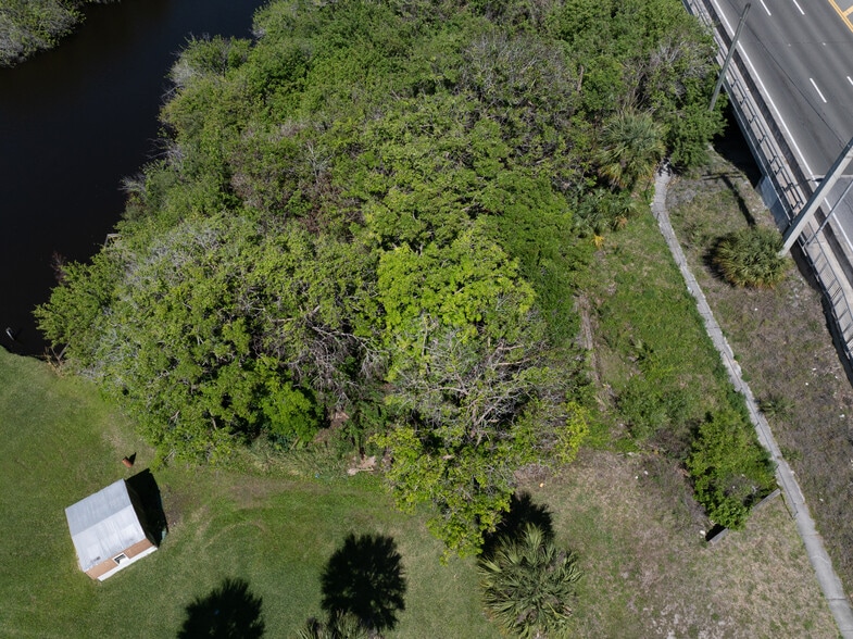 More Photos Of 589 Hillside Ct, Melbourne Land For Sale