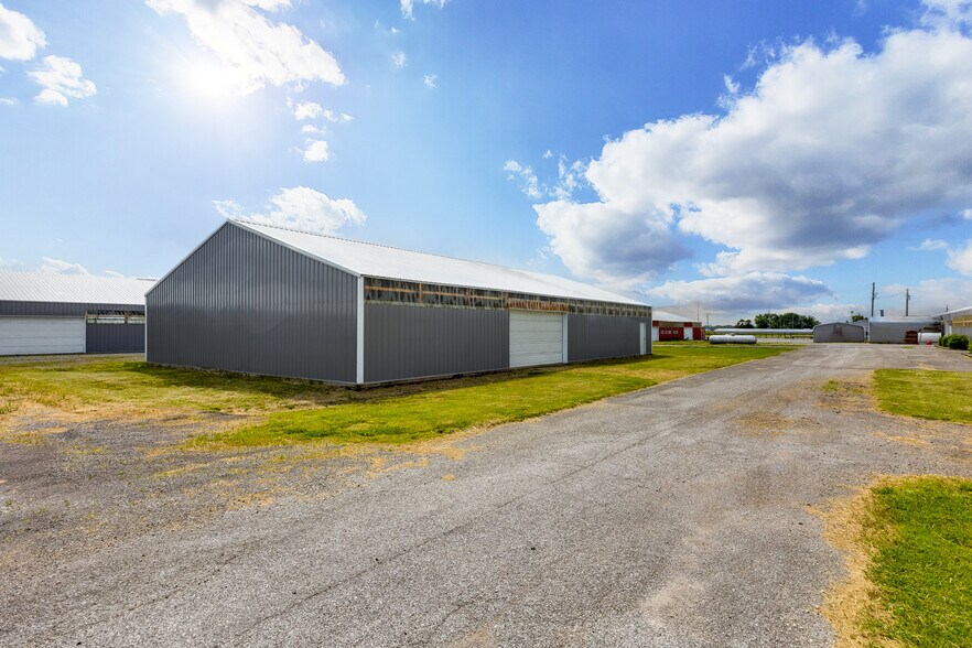 More Photos Of 2149 E Frontage Rd, Staunton Auto Dealership For Sale