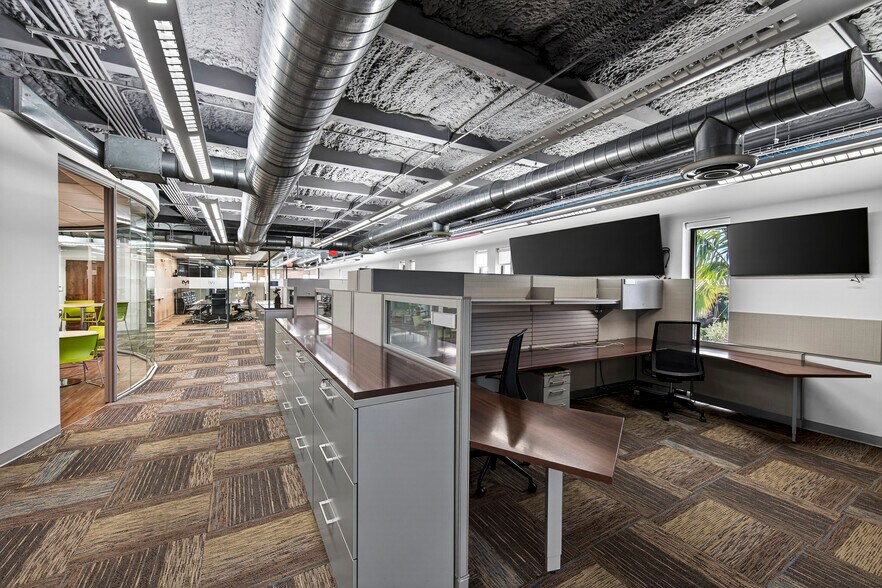 More Photos Of 2101 N Andrews Ave, Fort Lauderdale Office For Lease