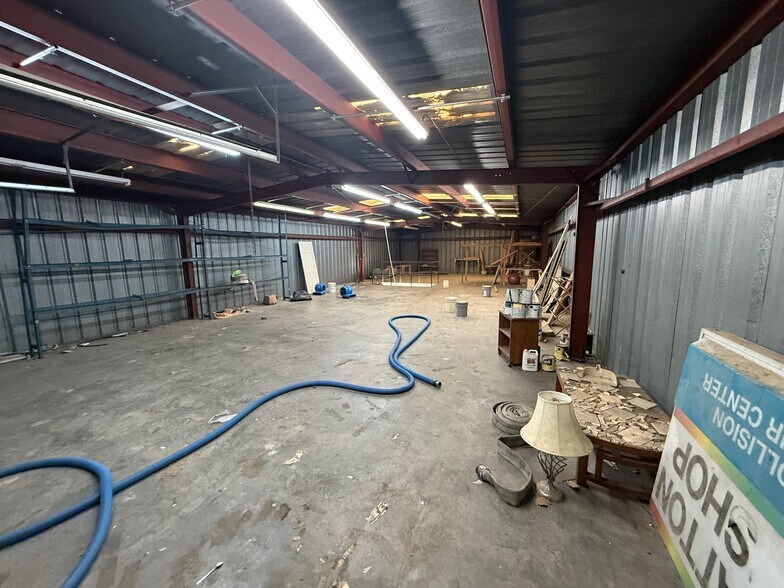 More Photos Of 614 S 7th St, Opelika Auto Repair For Sale