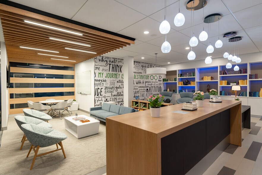 More Photos Of 2000 Ultimate Way, Weston Unknown For Lease