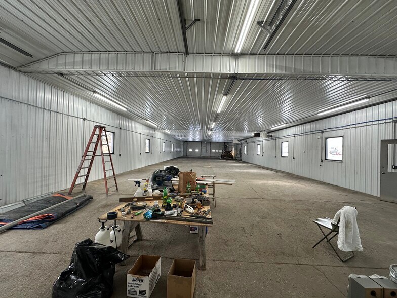 More Photos Of 124 Barlow St, Canastota Industrial For Lease