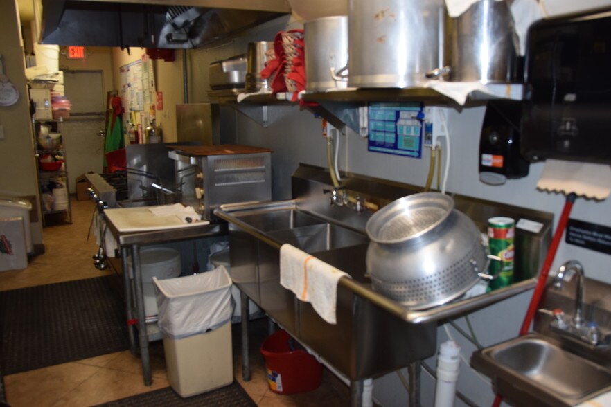 More Photos Of 9740 Barker Cypress Rd, Cypress Restaurant For Lease