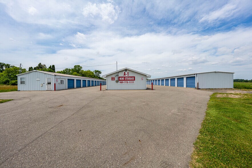 More Photos Of 1067 N Mission Rd, Mount Pleasant Self Storage For Sale