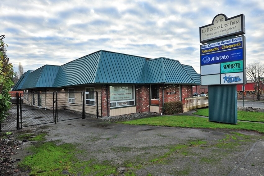 More Photos Of 1200 Lakeway Dr, Bellingham Medical For Sale
