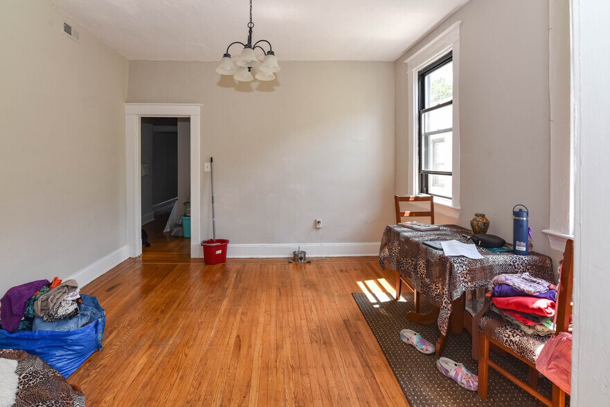 More Photos Of 2107-2111 Park Ave, Baltimore Apartments For Sale