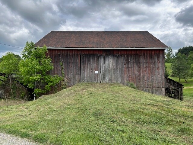 More Photos Of Stonebraker Rd, Indiana Horse Stables For Sale