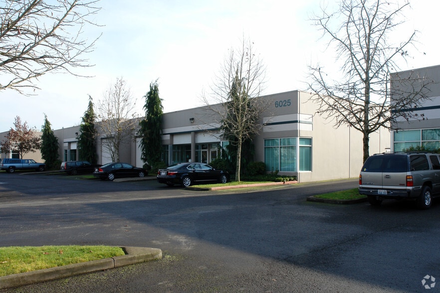 More Photos Of 6025-6101 E 18th St, Vancouver Warehouse For Lease