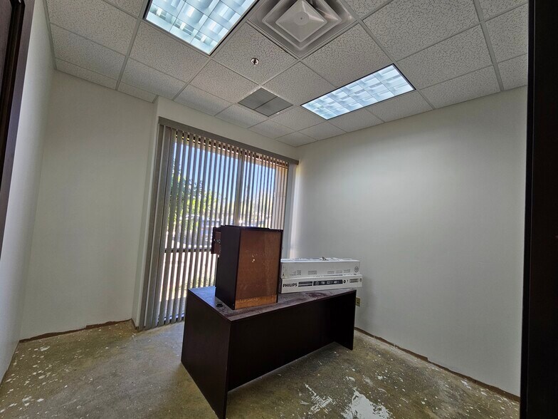 More Photos Of 18205 N 51st Ave, Glendale Medical For Lease