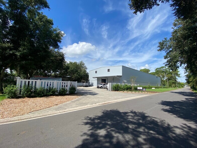 More Photos Of 430 Andalusia Ave, Ormond Beach Warehouse For Lease