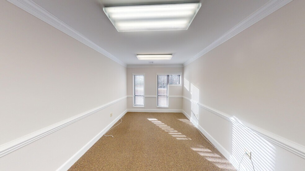 More Photos Of 911 Paverstone Dr, Raleigh Coworking Space