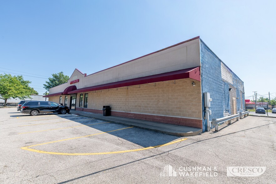 More Photos Of 6500 Broadway Ave, Cleveland General Retail For Sale