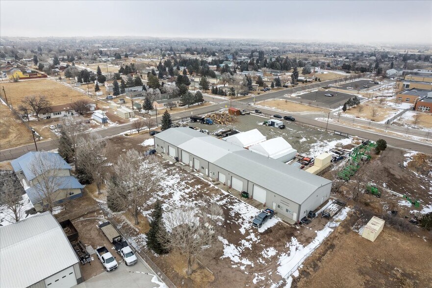 More Photos Of 3505 Cheyenne St, Cheyenne Warehouse For Lease