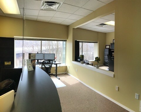 More Photos Of 560 W Third St, Jamestown Office For Lease