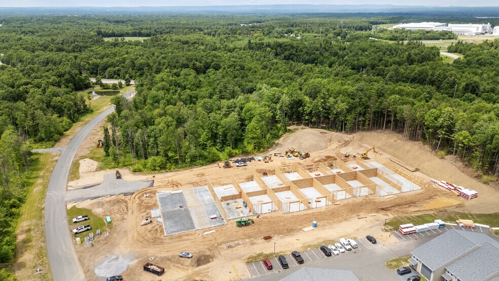More Photos Of 10 Shenandoah Drive dr, Saratoga Springs Industrial For Lease