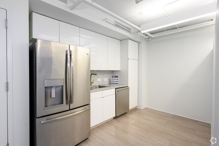 More Photos Of 1901 Pennsylvania Ave NW, Washington Office For Lease