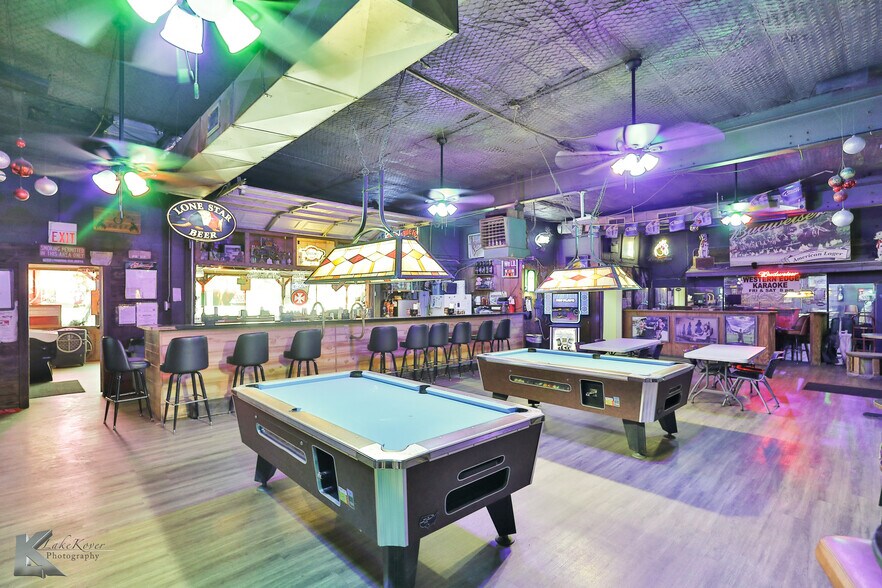 More Photos Of 1841 S Treadaway Blvd, Abilene Industrial For Sale